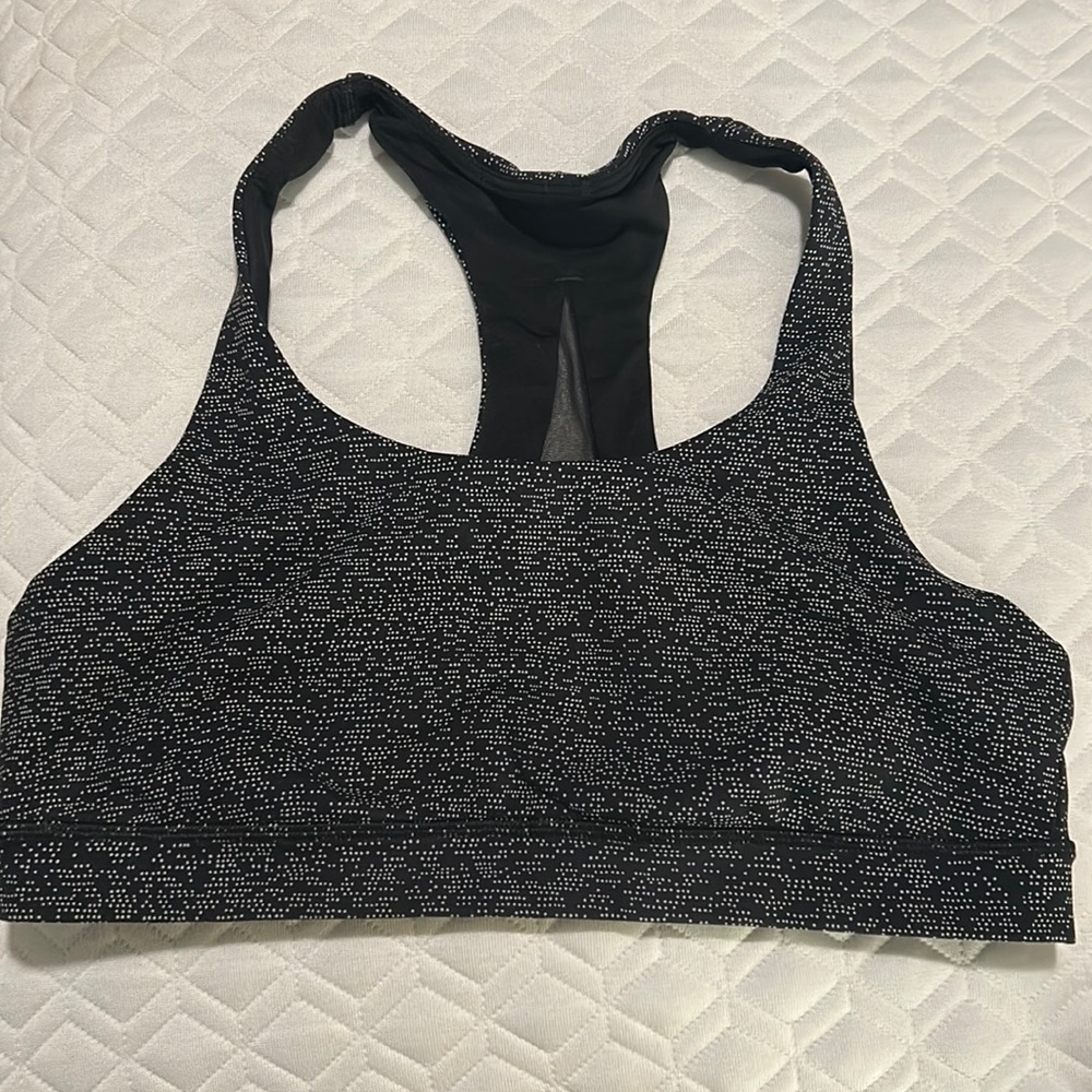 Lululemon athletica women’s invigorate sports bra